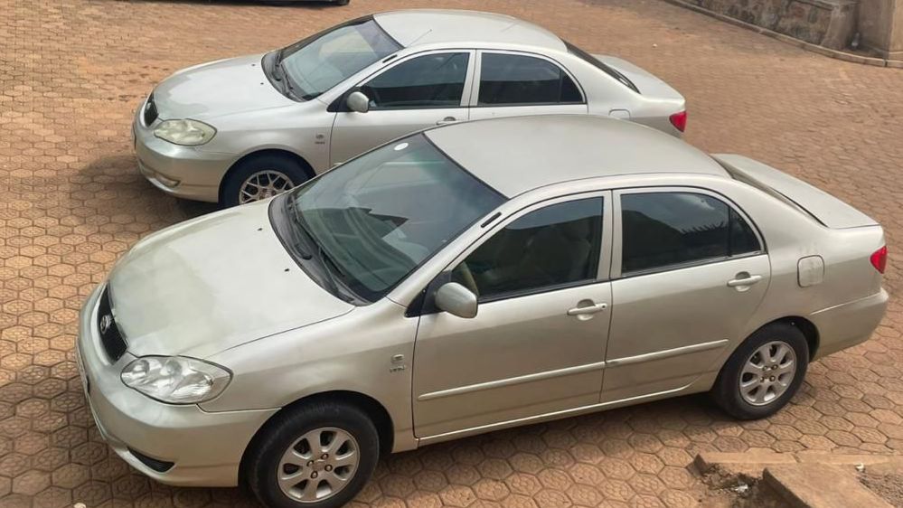 TOYOTA ALTIS
